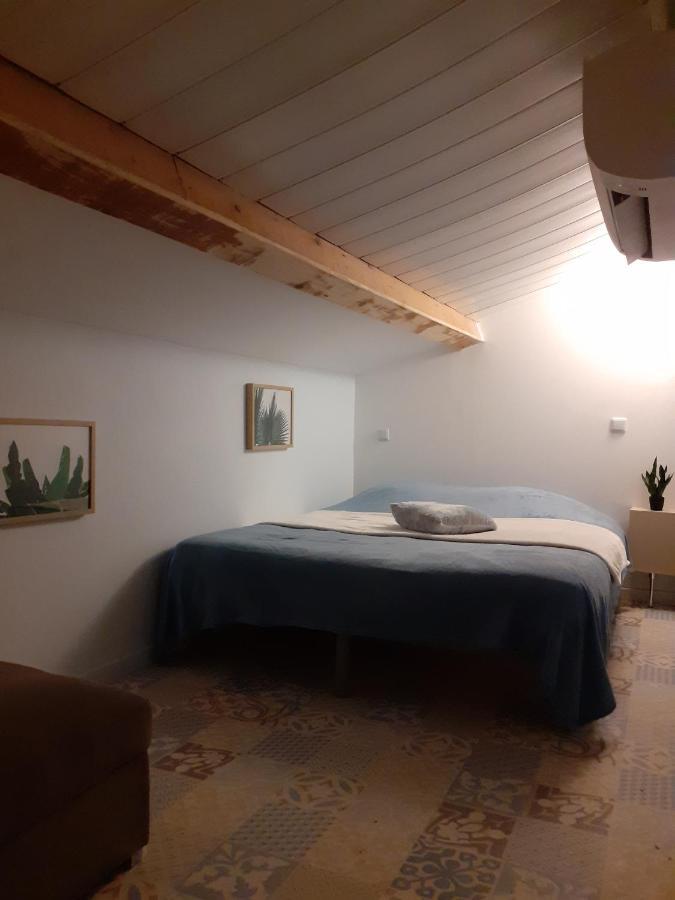 Maison Mitoyenne Avec Piscine Un Moment Chez Diane 格拉斯 外观 照片